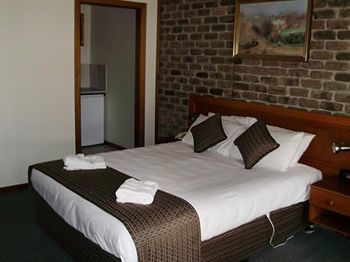 Hotel The By Manna